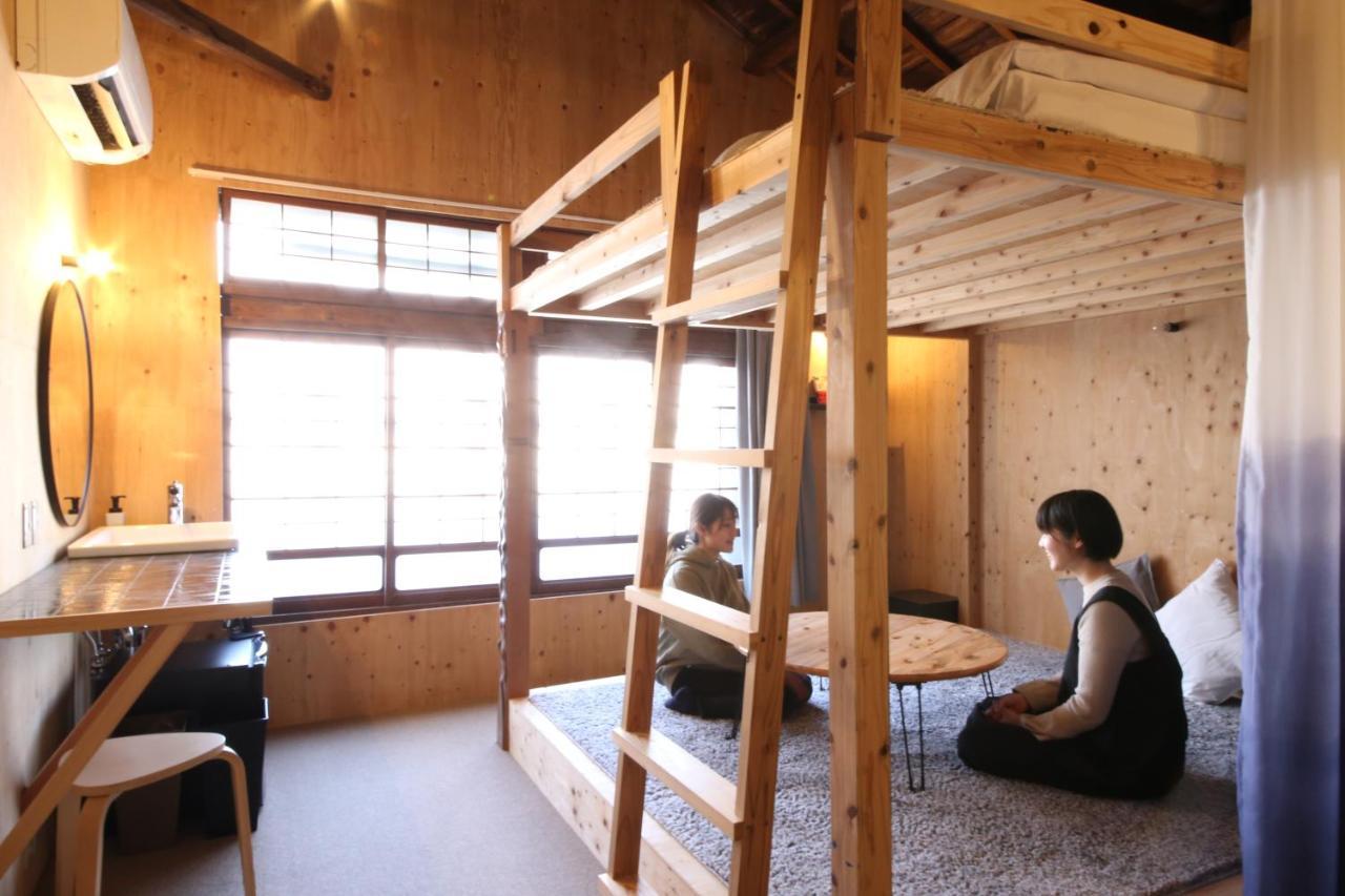 まちの別邸 緝 Shu Hostel Kochi  Bagian luar foto