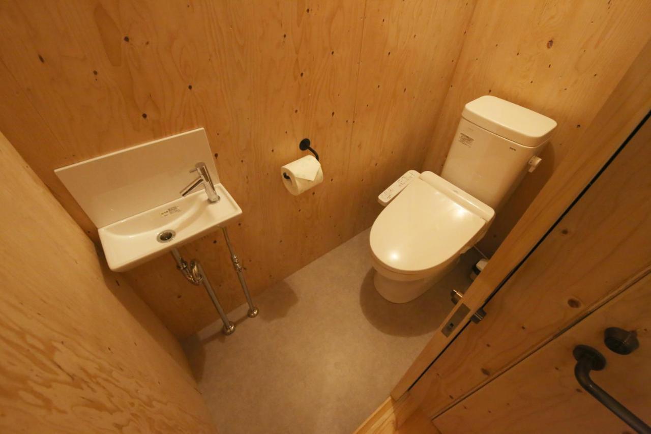 まちの別邸 緝 Shu Hostel Kochi  Bagian luar foto